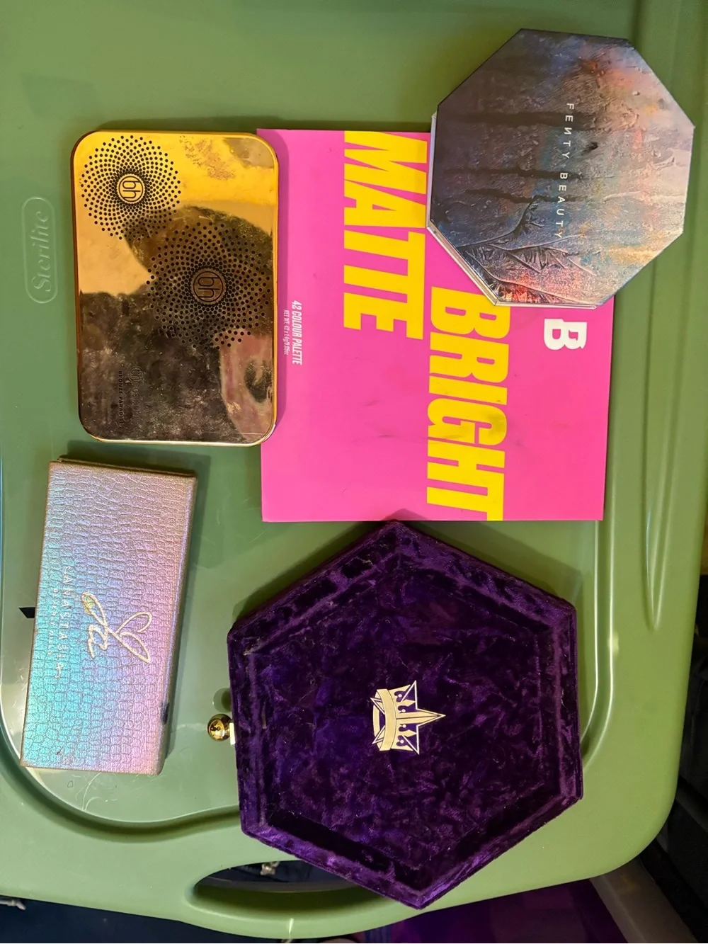 Jeffree Star Compact and Fenty beauty plus other palettes